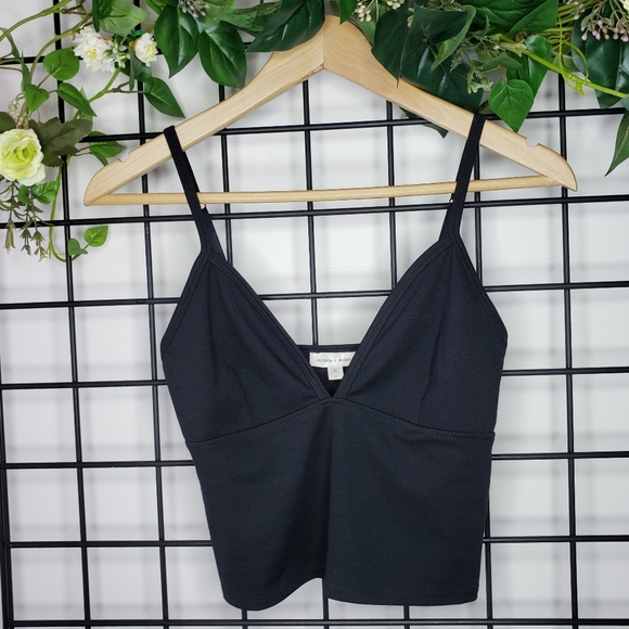 silence + noise Tops - Urban Outfitters Silence + Noise Black Crop Top